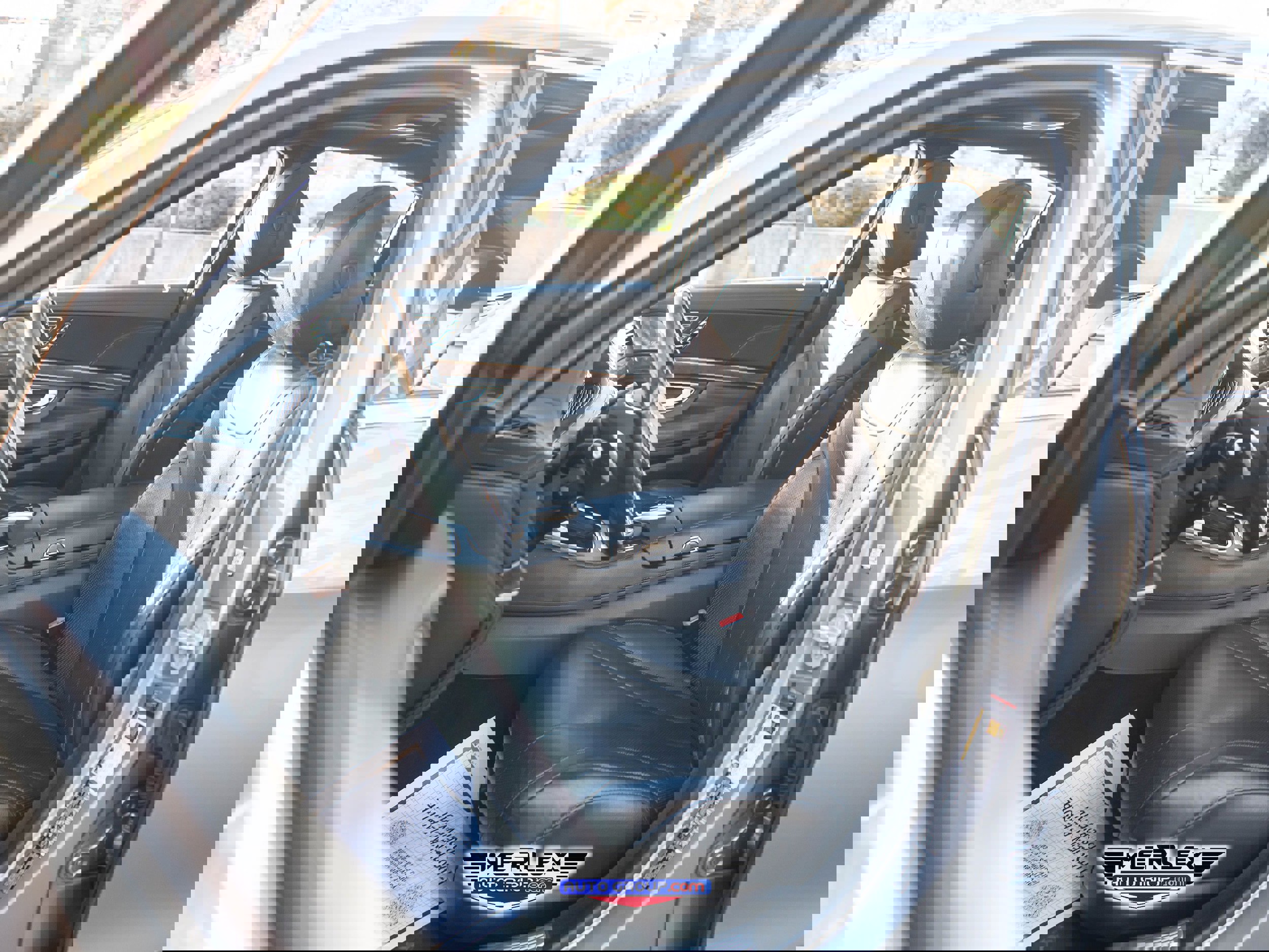 Used 2015 Mercedes-Benz S 550 Sedan w/ Premium 1 Package image 16