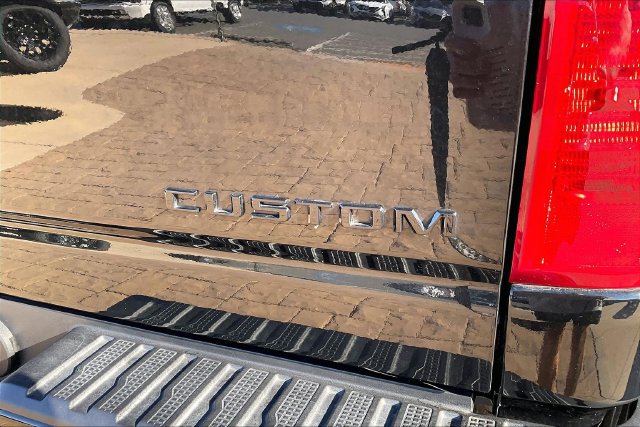 Used 2026 Chevrolet Silverado 2500 Custom w/ Custom Convenience Package AWD/4WD image 22