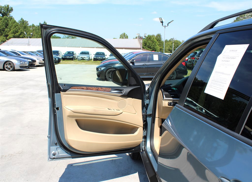 Used 2008 BMW X5 3.0si image 27