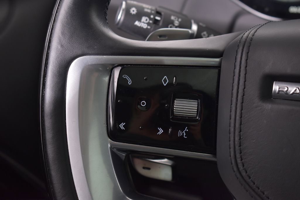 Used 2023 Land Rover Range Rover SE image 18