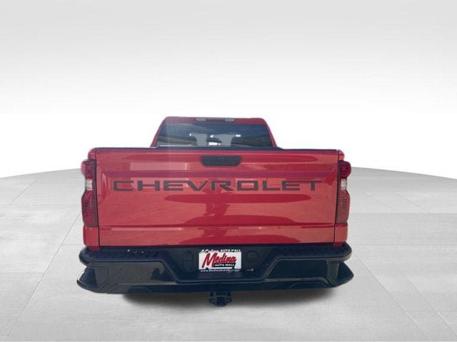Used 2022 Chevrolet Silverado 1500 LT AWD/4WD image 6
