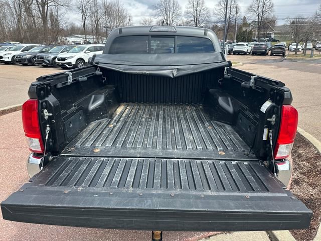 Used 2017 Toyota Tacoma SR5 w/ Tow Package image 24