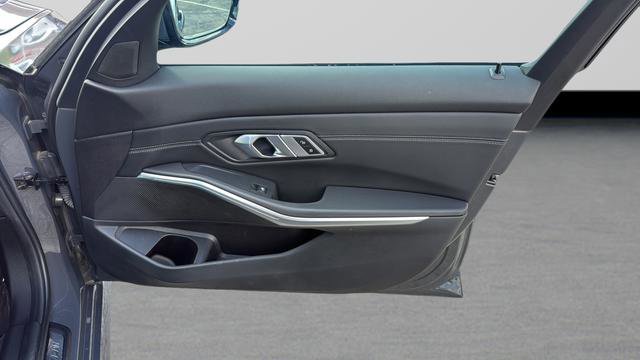 Used 2023 BMW 330e xDrive w/ M Sport Package image 23