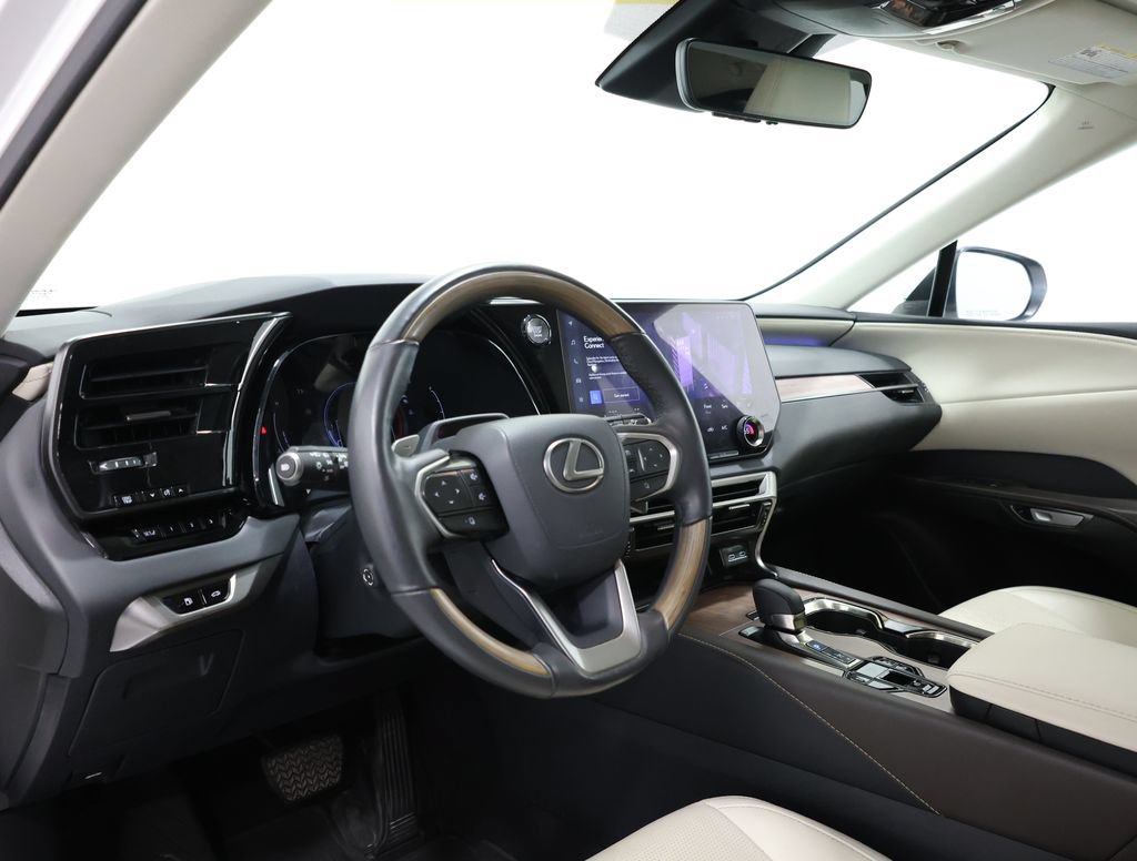 Used 2023 Lexus RX 350 Premium Plus w/ Accessory Package (A2) AWD/4WD image 15