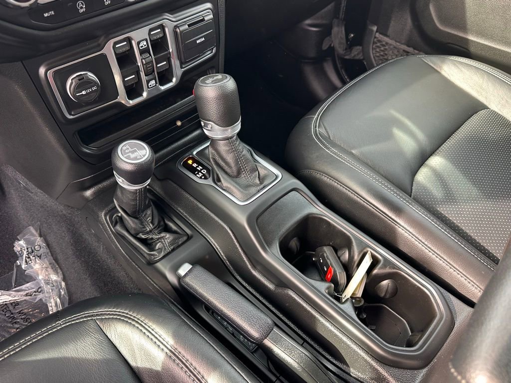 Used 2021 Jeep Wrangler Unlimited Sport image 31