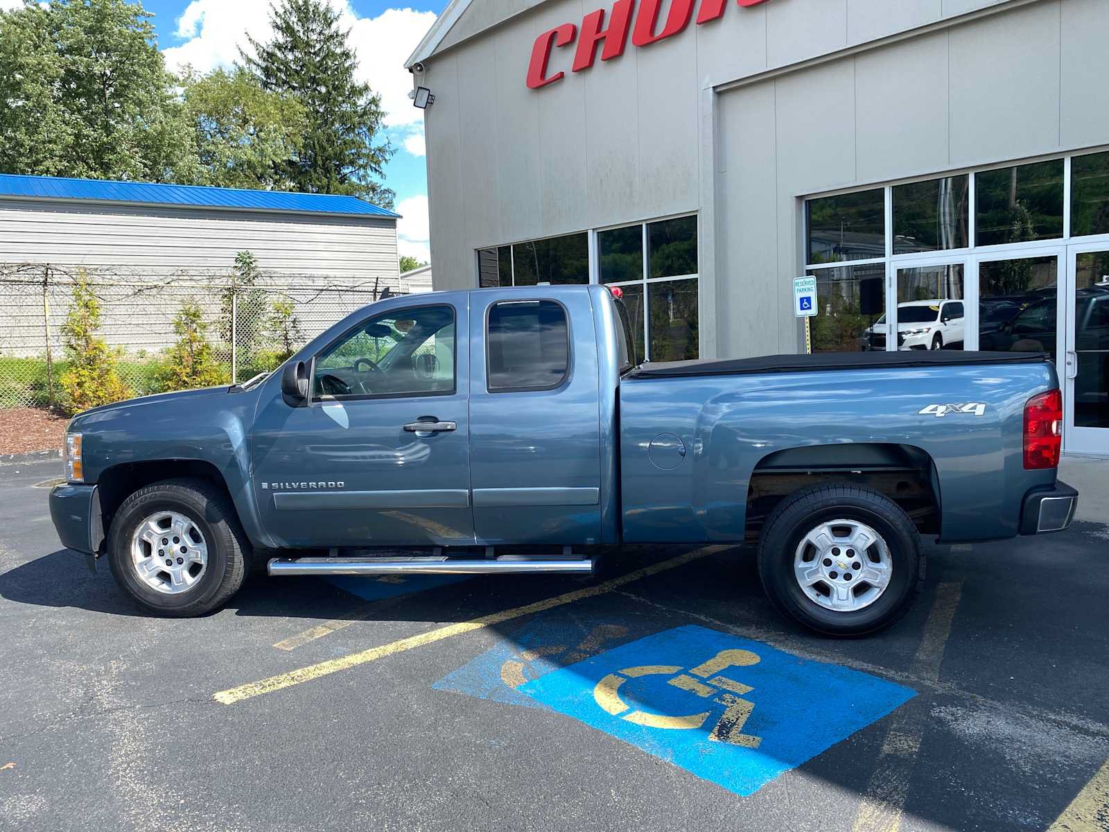 Used 2008 Chevrolet Silverado 1500 LT w/ Power Pack Plus AWD/4WD image 13