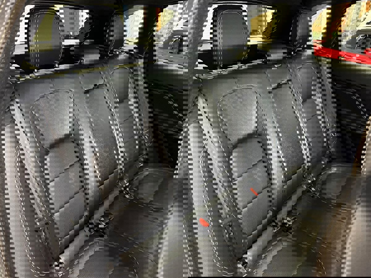 Used 2019 Jaguar F-PACE S image 45