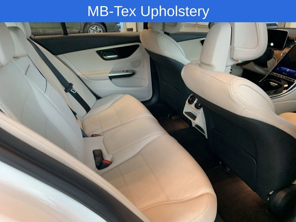 Used 2025 Mercedes-Benz C 300 4MATIC Sedan image 16