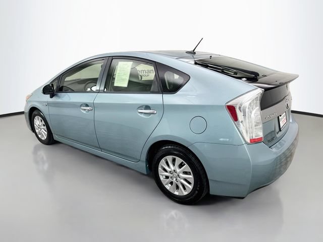 Used 2015 Toyota Prius Prime Plug-In Hybrid FWD image 5
