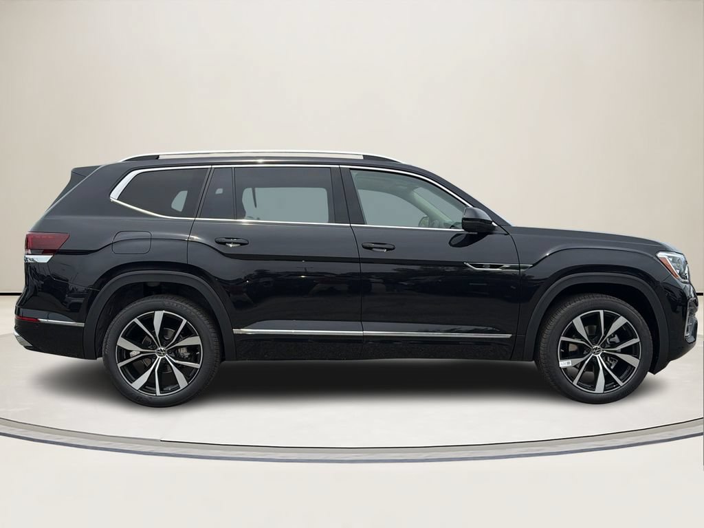 New 2026 Volkswagen Atlas SEL Premium R-Line AWD/4WD image 2