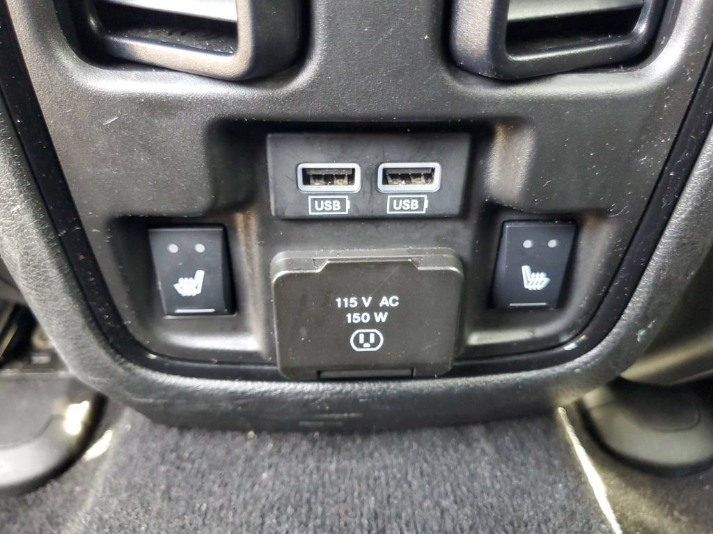 Used 2024 Dodge Durango GT AWD/4WD image 30