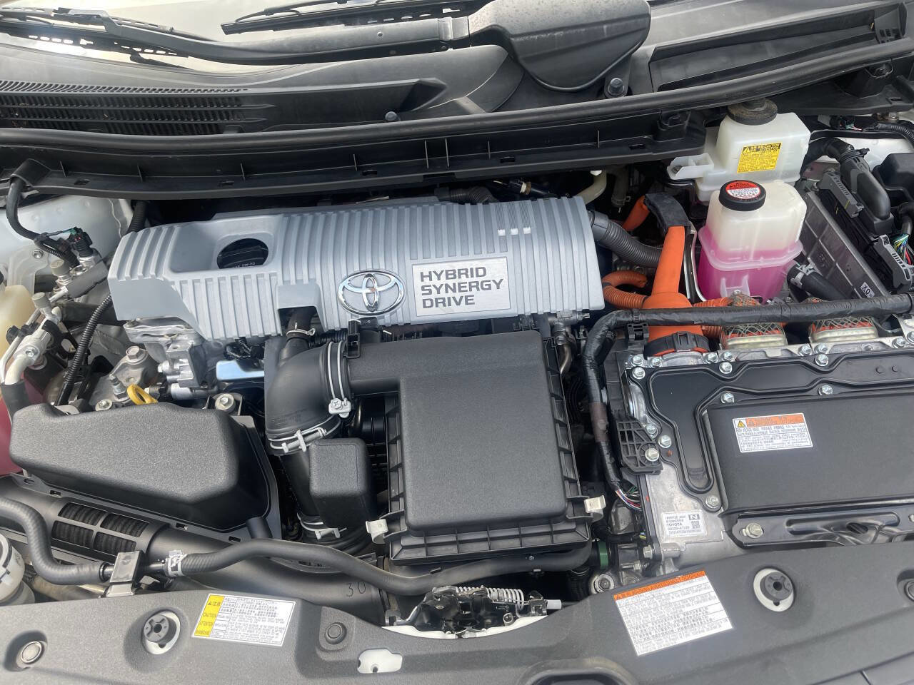 Used 2015 Toyota Prius Three image 22