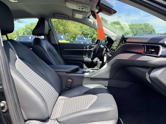 Used 2024 Toyota Camry SE FWD image 10