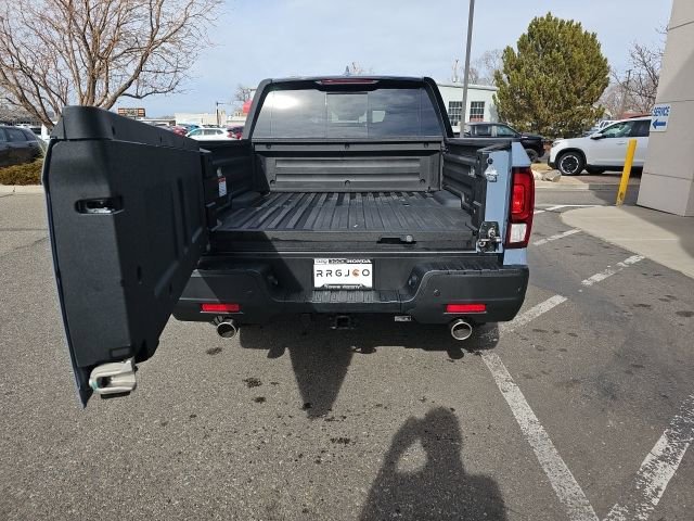 New 2026 Honda Ridgeline Black Edition image 8