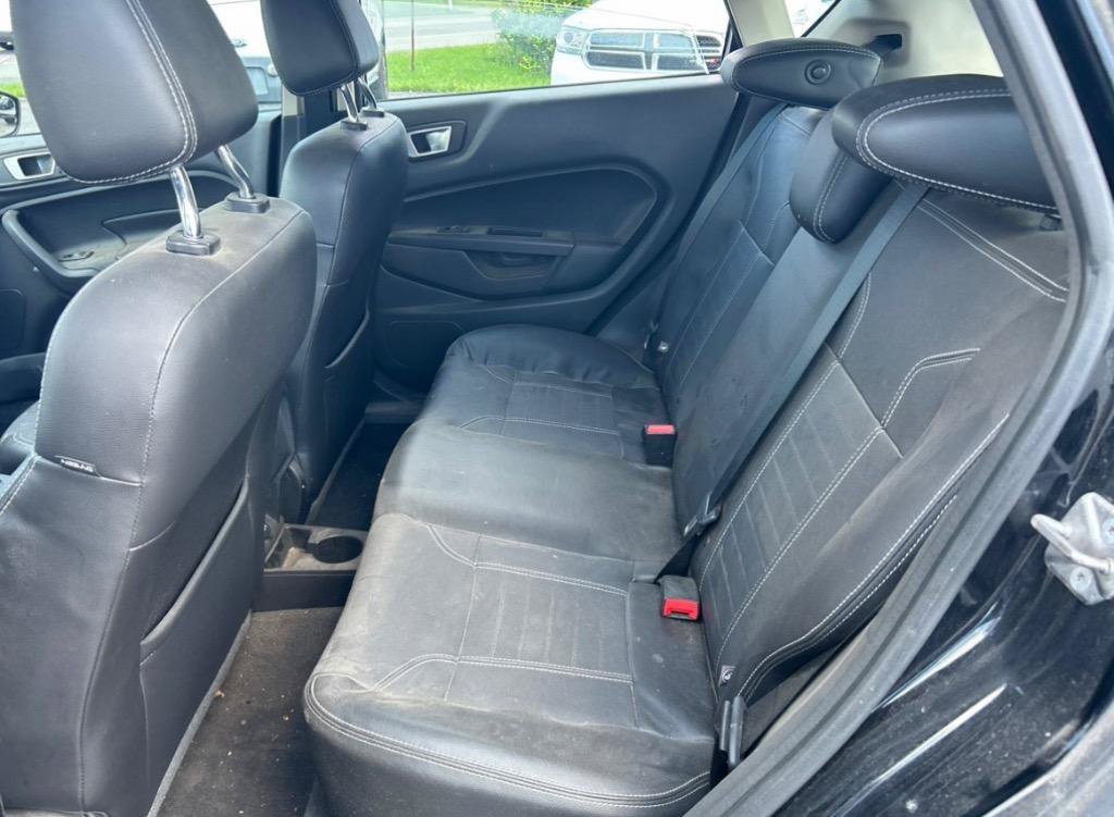Used 2016 Ford Fiesta Titanium FWD image 10