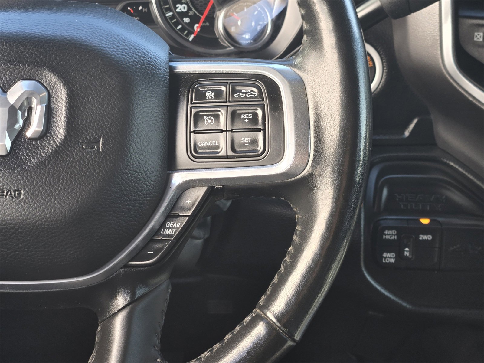 Used 2020 RAM 3500 Laramie w/ Night Edition image 26