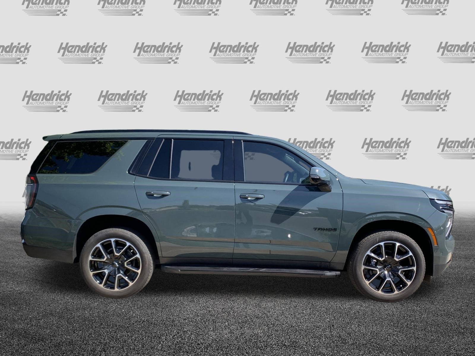 Used 2025 Chevrolet Tahoe RST w/ Advanced Technology Package AWD/4WD image 11