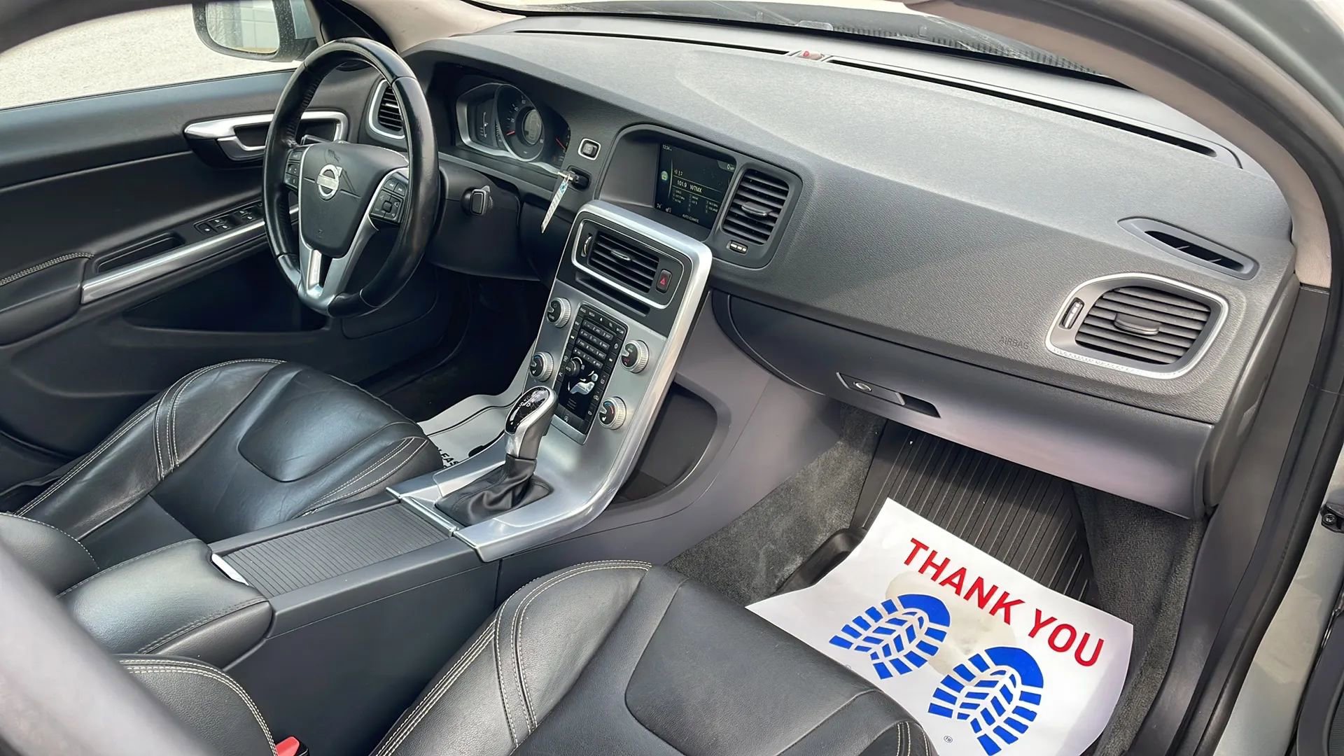 Used 2017 Volvo S60 T5 Dynamic image 17