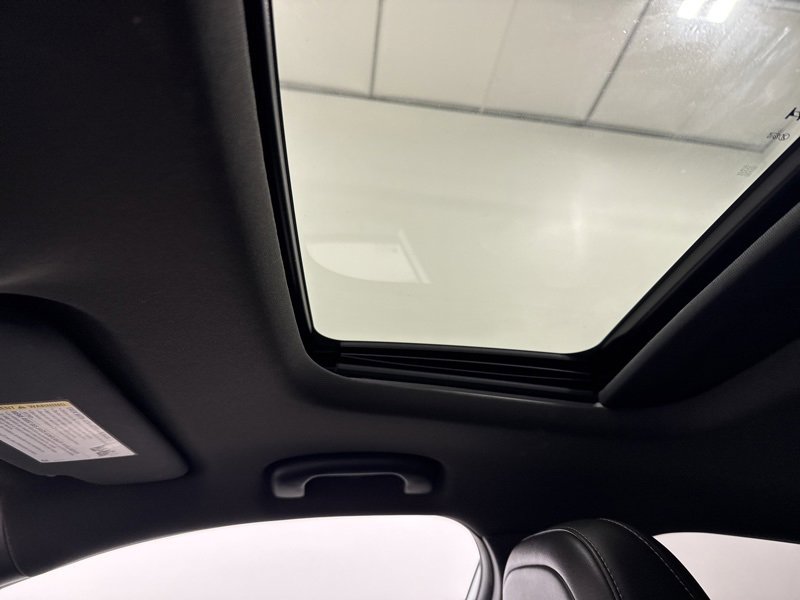 Used 2024 Buick Envista Avenir image 36