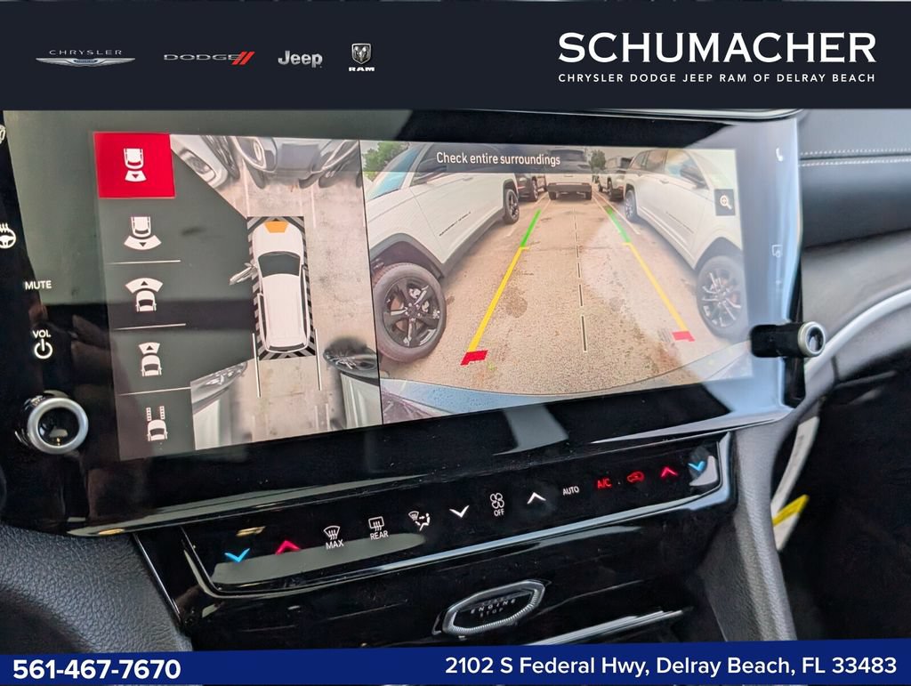 New 2026 Jeep Grand Cherokee Limited w/ Luxury Tech Group II AWD/4WD image 18