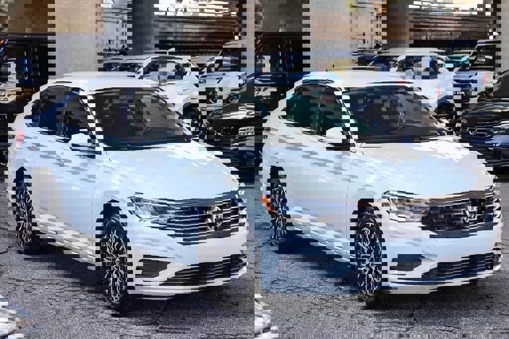 Used 2021 Volkswagen Jetta R-Line image 3