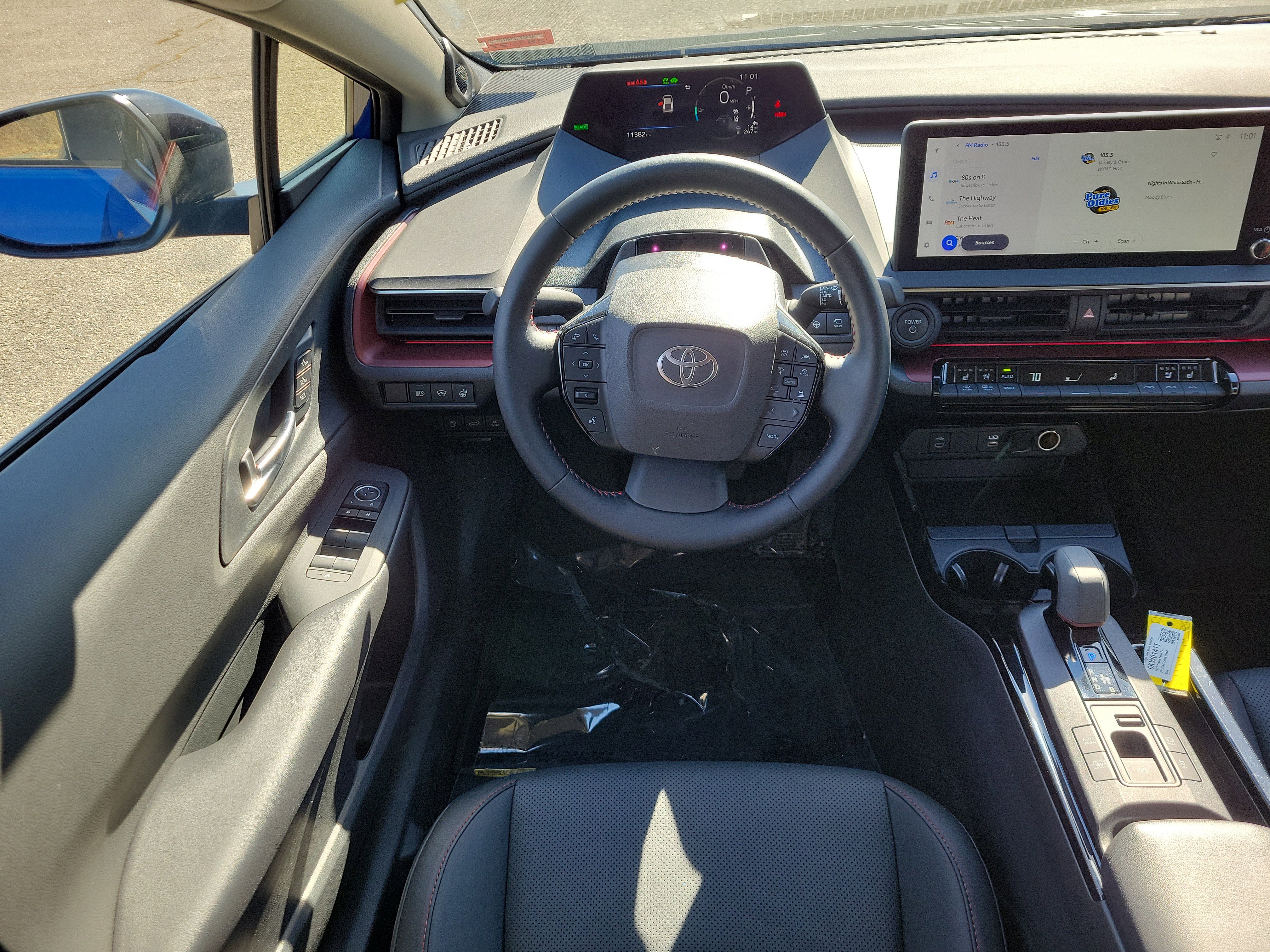 Used 2024 Toyota Prius Prime Premium w/ Advanced Technology Package image 19