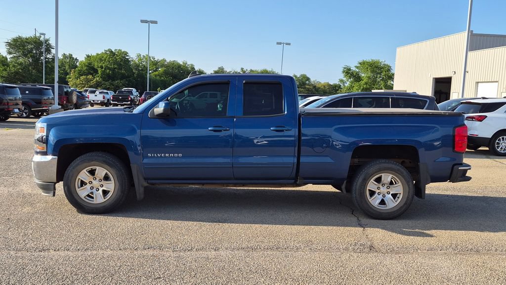 Used 2017 Chevrolet Silverado 1500 LT w/ All Star Edition RWD image 5