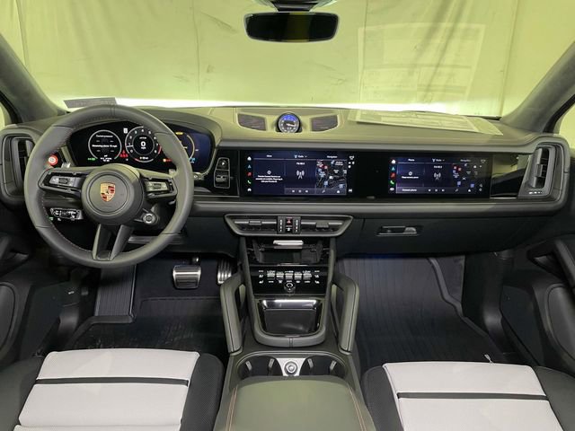 New 2026 Porsche Cayenne GTS image 26