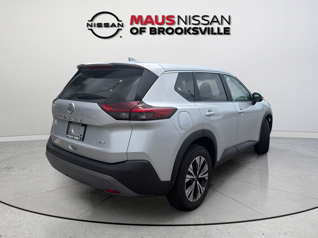 Used 2023 Nissan Rogue SV FWD image 8