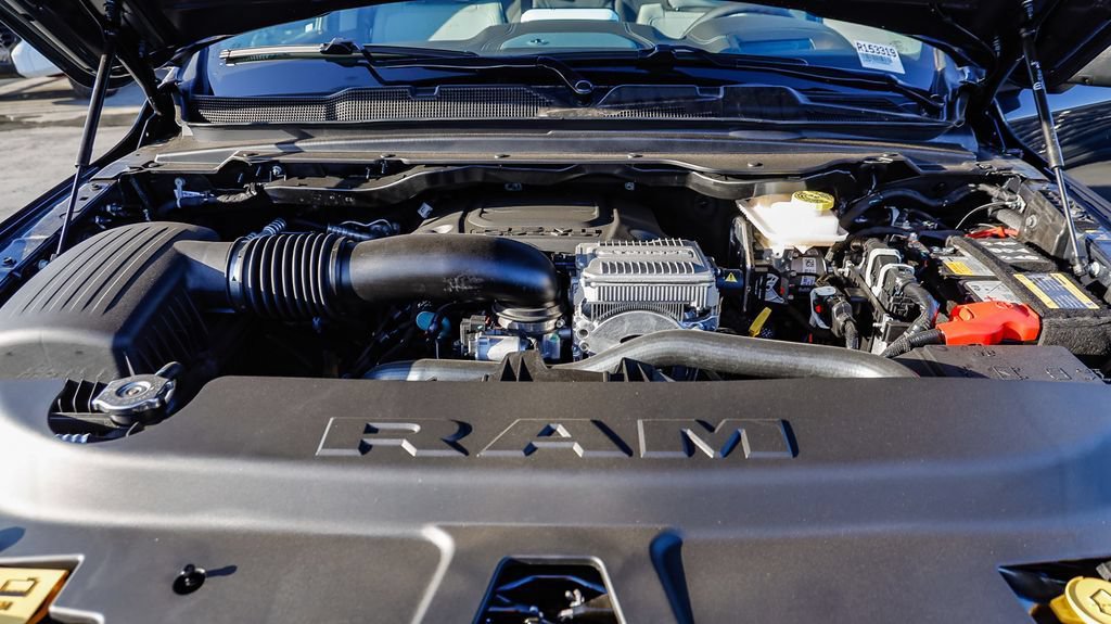 New 2026 RAM 1500 Laramie w/ Advanced Safety Group II AWD/4WD image 32