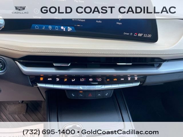 Certified 2024 Cadillac XT4 Luxury w/ Cold Weather Package FWD image 21