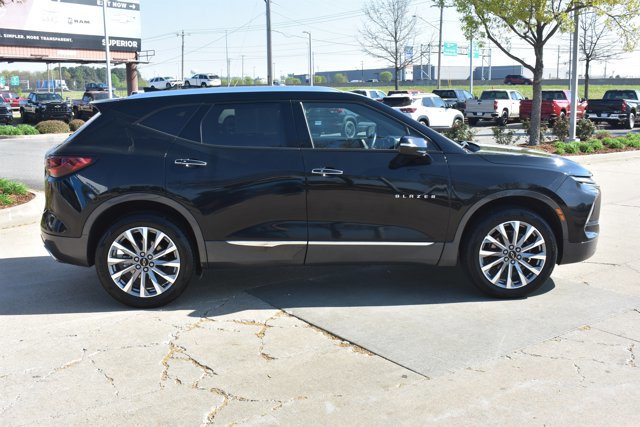 Used 2024 Chevrolet Blazer Premier image 4