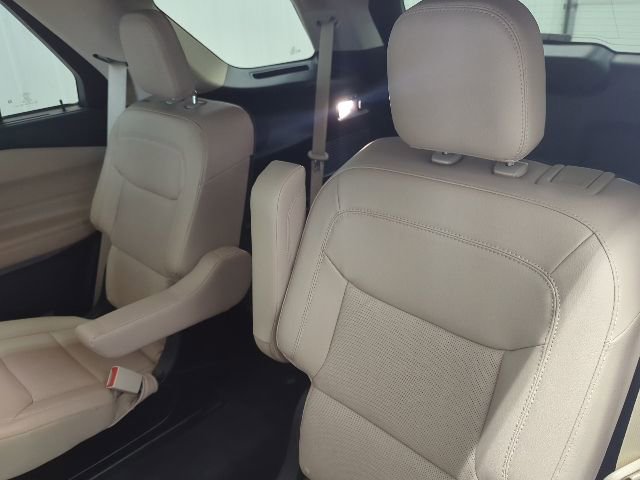 Used 2023 Ford Explorer Limited w/ Limited Technology Package AWD/4WD image 21
