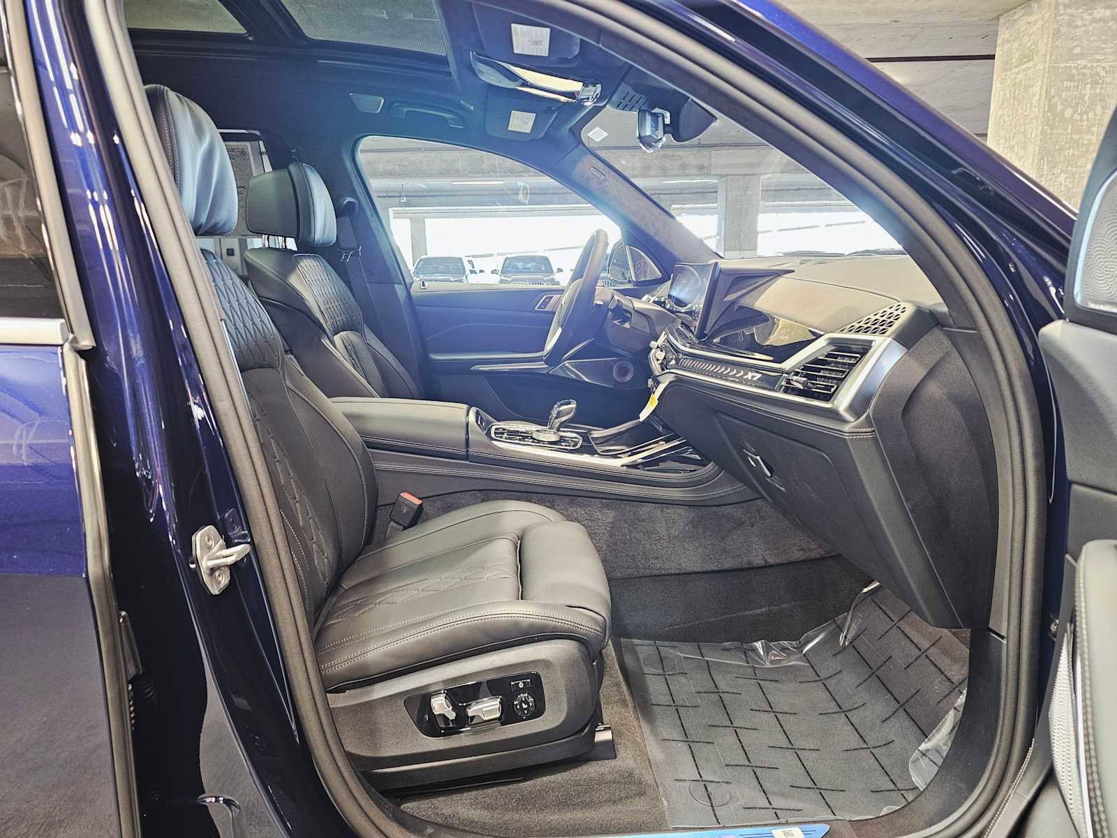 New 2026 BMW ALPINA XB7 image 28