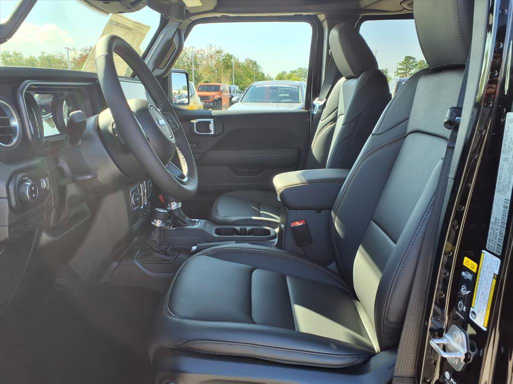 New 2026 Jeep Gladiator Sport S AWD/4WD image 7