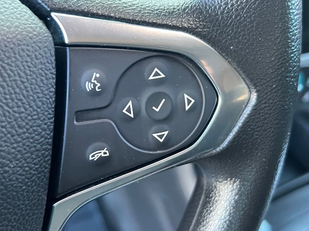 Used 2020 Chevrolet Traverse LS image 24