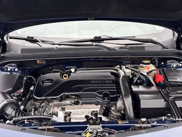 Used 2019 Chevrolet Malibu LT w/ Leather Package image 23