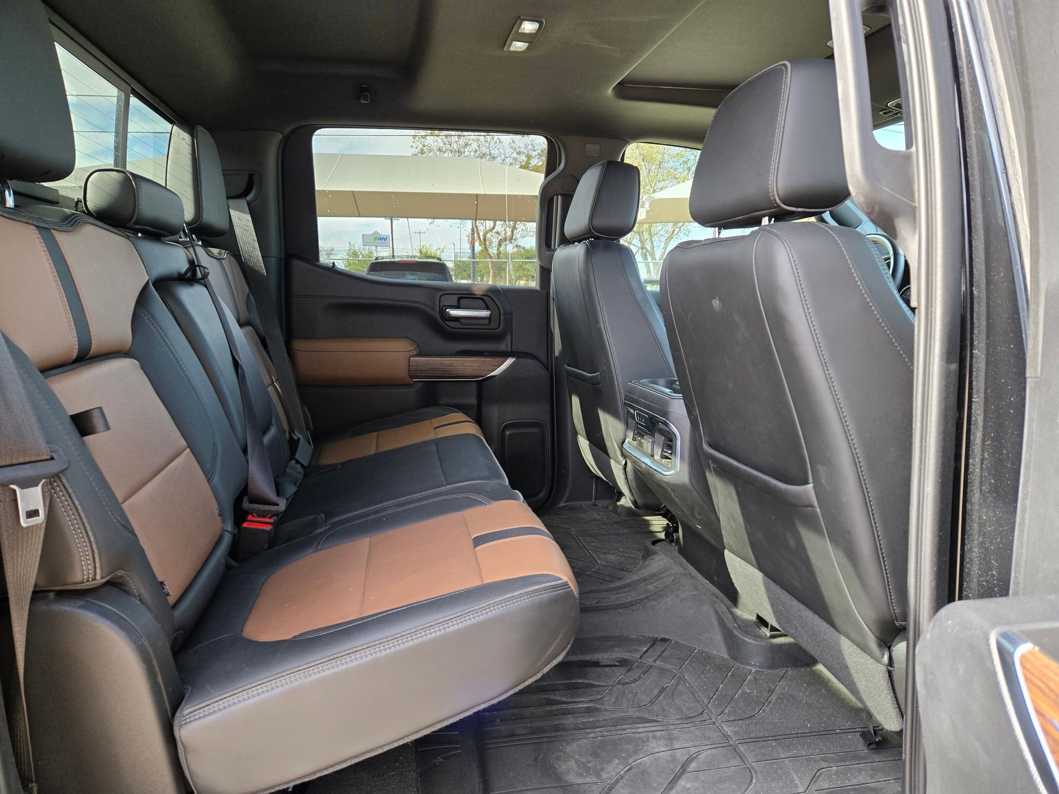 Used 2021 Chevrolet Silverado 1500 High Country w/ Technology Package image 26