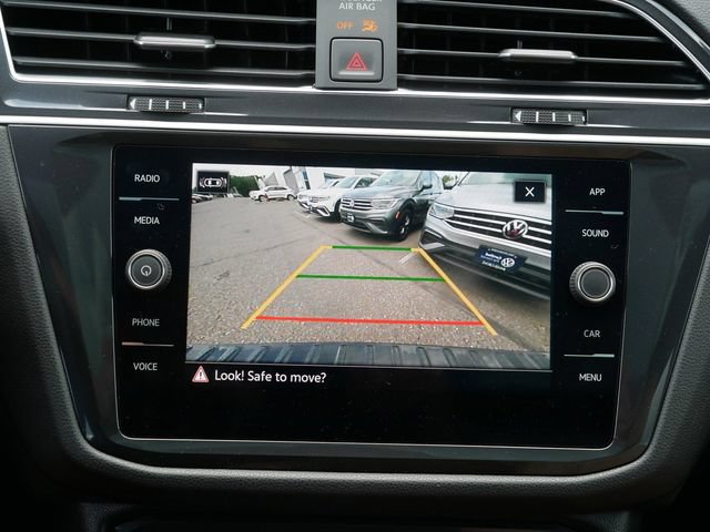 Certified 2024 Volkswagen Tiguan SE R-Line AWD/4WD image 28
