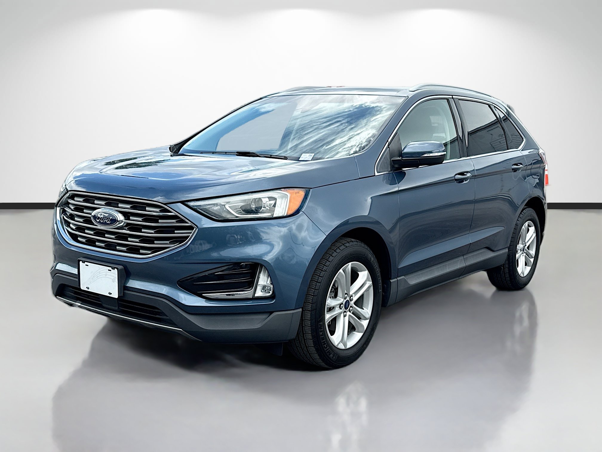 Used 2019 Ford Edge SEL w/ Equipment Group 201A FWD image 7