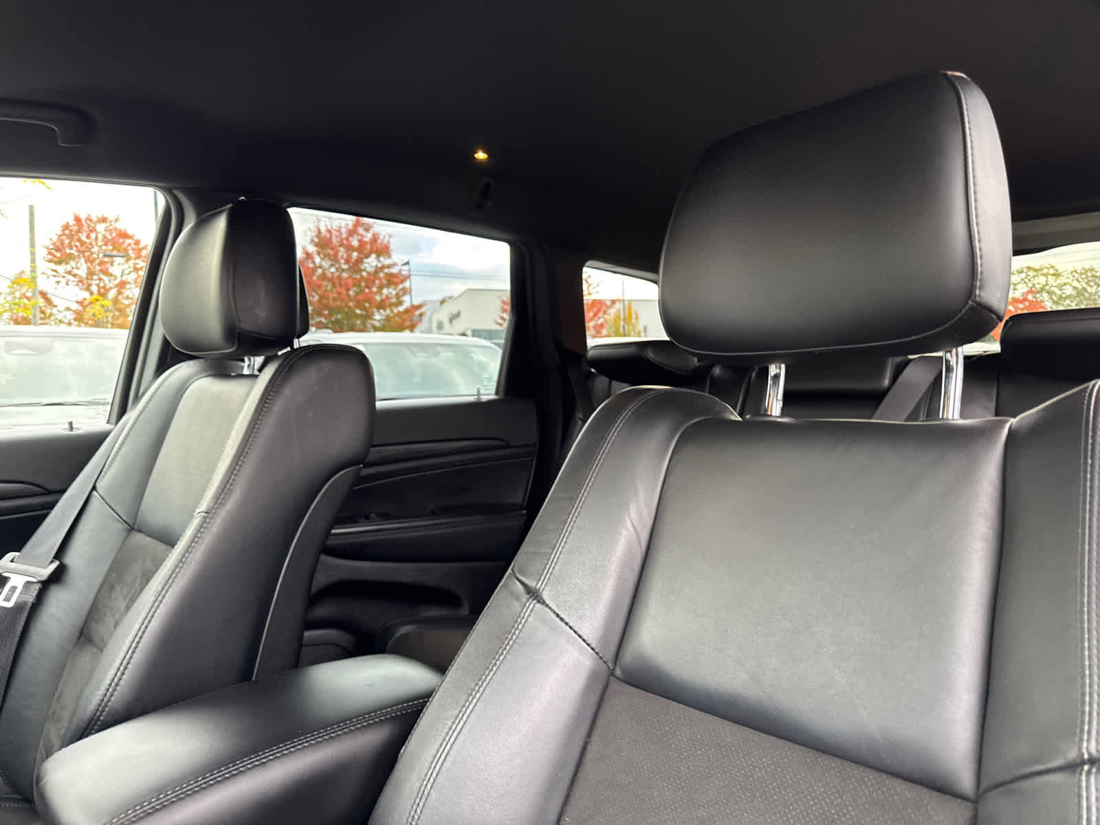 Used 2022 Jeep Grand Cherokee Laredo X image 14