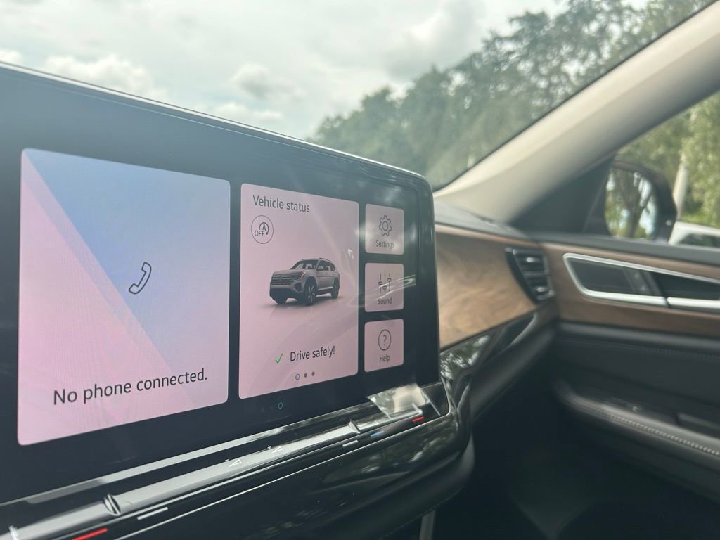 New 2026 Volkswagen Atlas SE image 13