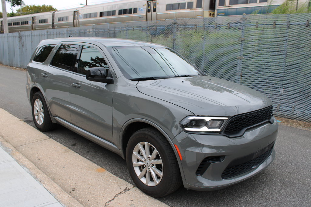 Used 2025 Dodge Durango GT RWD image 4