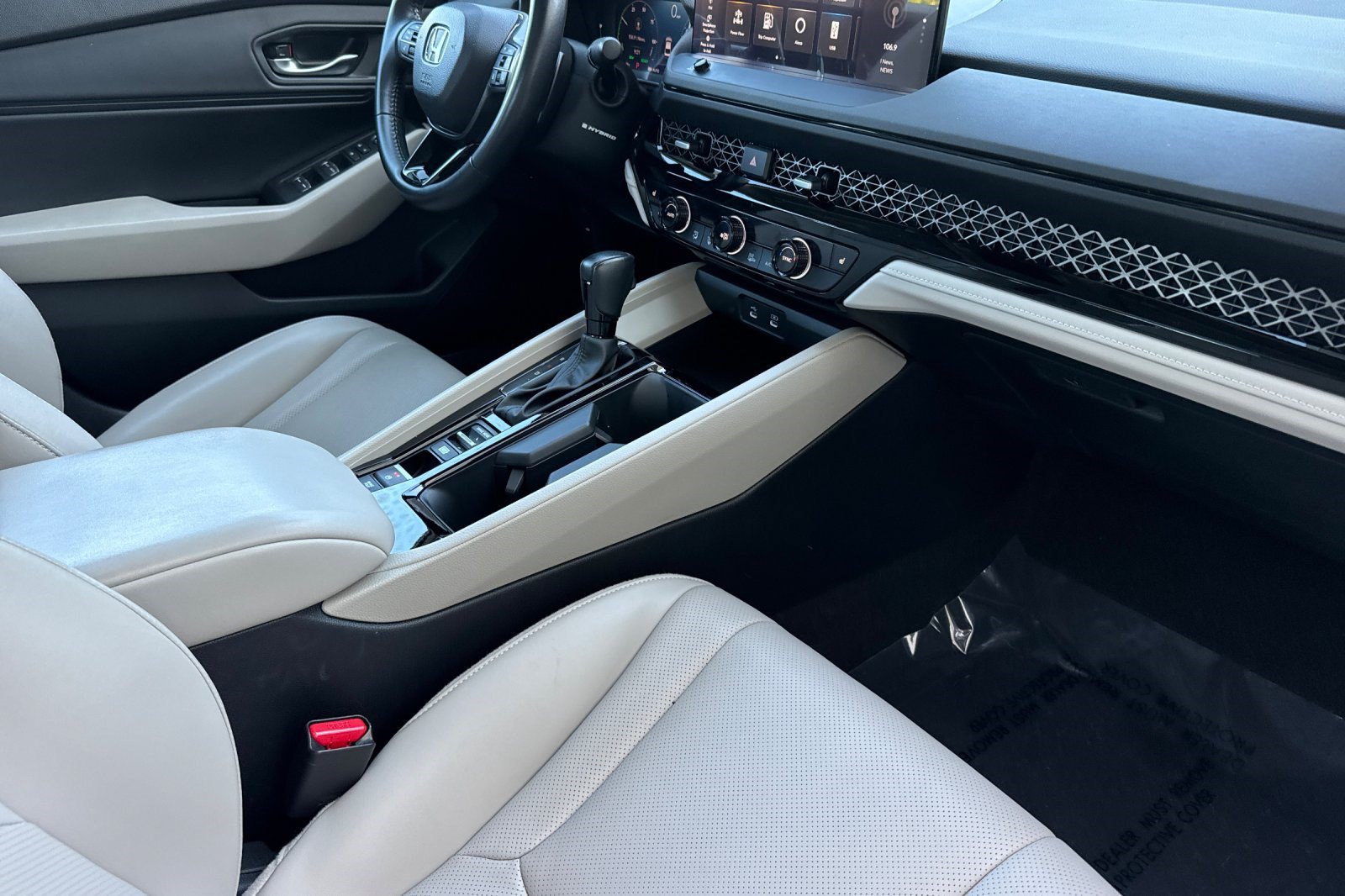 Used 2024 Honda Accord EX-L image 31