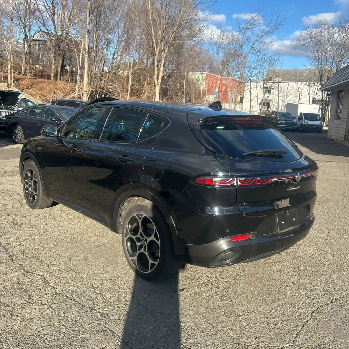 Used 2024 Alfa Romeo Tonale Veloce w/ Active Assist Package AWD/4WD image 2