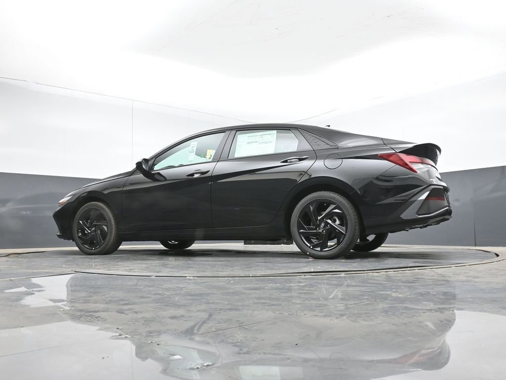 New 2026 Hyundai Elantra Sport image 12