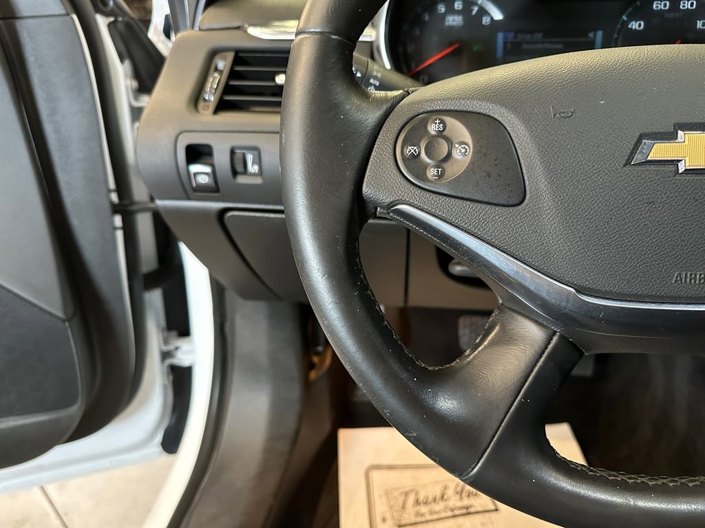 Used 2019 Chevrolet Impala LT FWD image 10