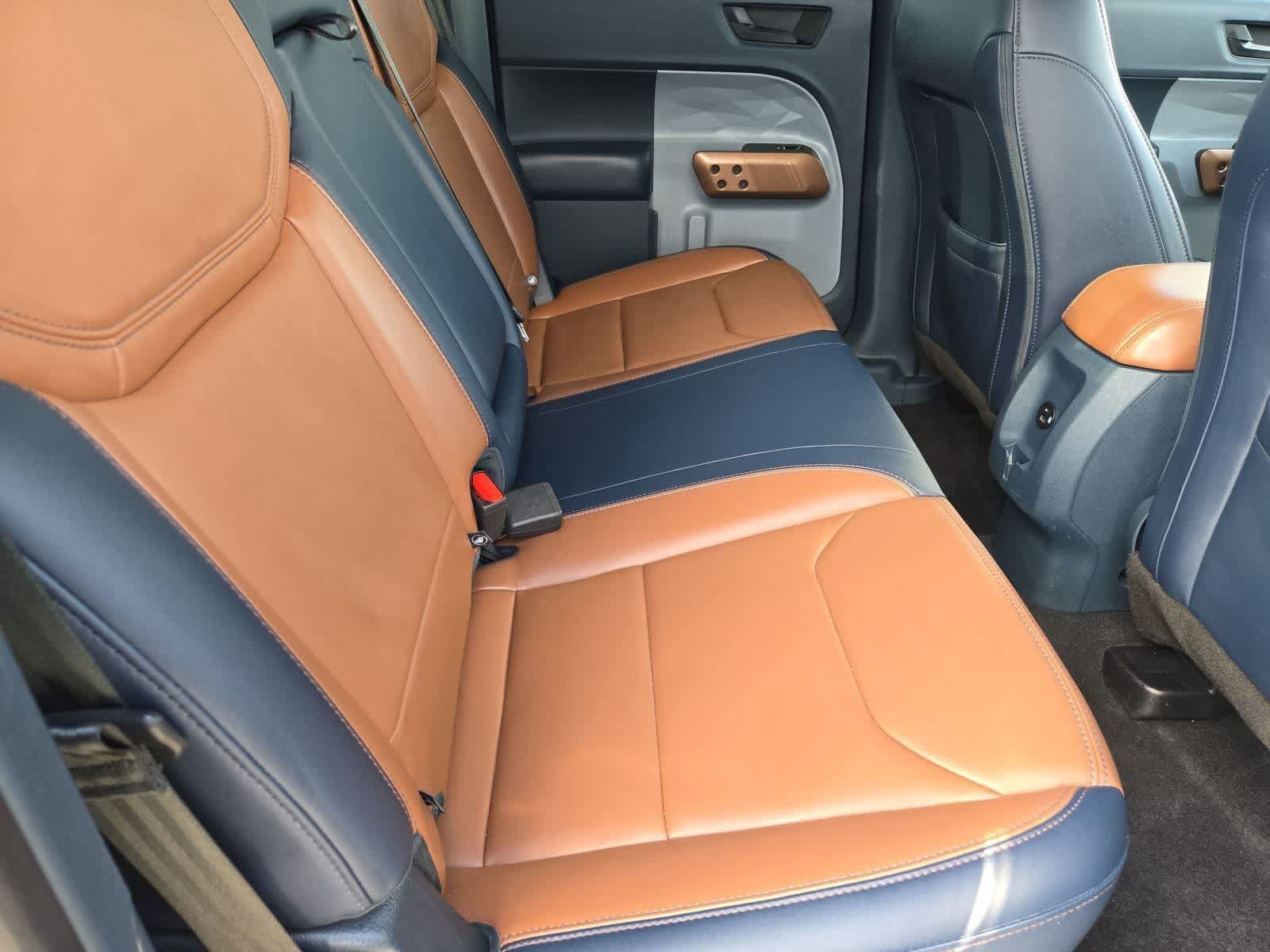 Used 2023 Ford Maverick Lariat FWD image 18