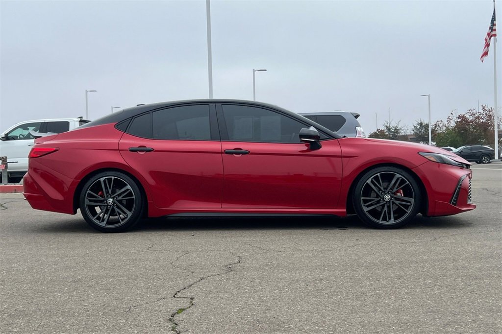 Used 2025 Toyota Camry XSE image 3