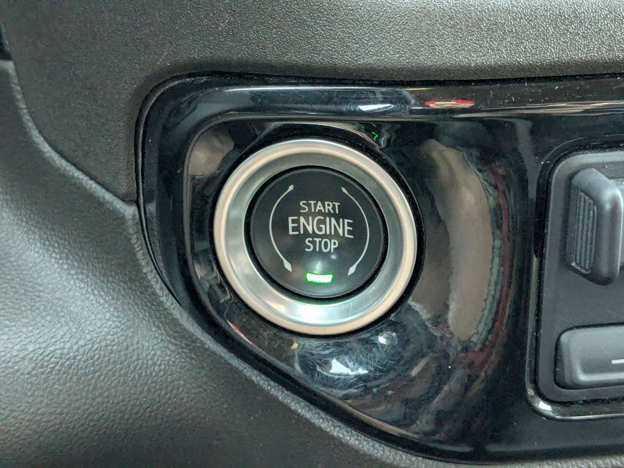 Used 2022 GMC Sierra 1500 SLT w/ X31 Off-Road Package image 18